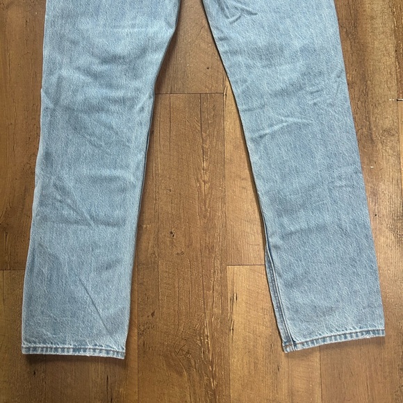 American Eagle 90s Straight Jeans Light Wash Distressed Ripped Denim Size 2 Long - Picture 8 of 12